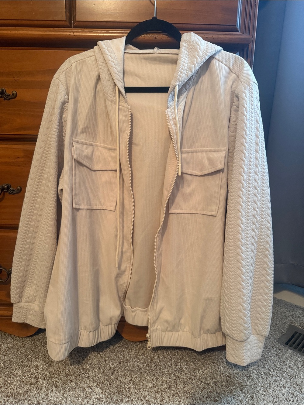 SHEIN Cream Utility Jacket with Hood